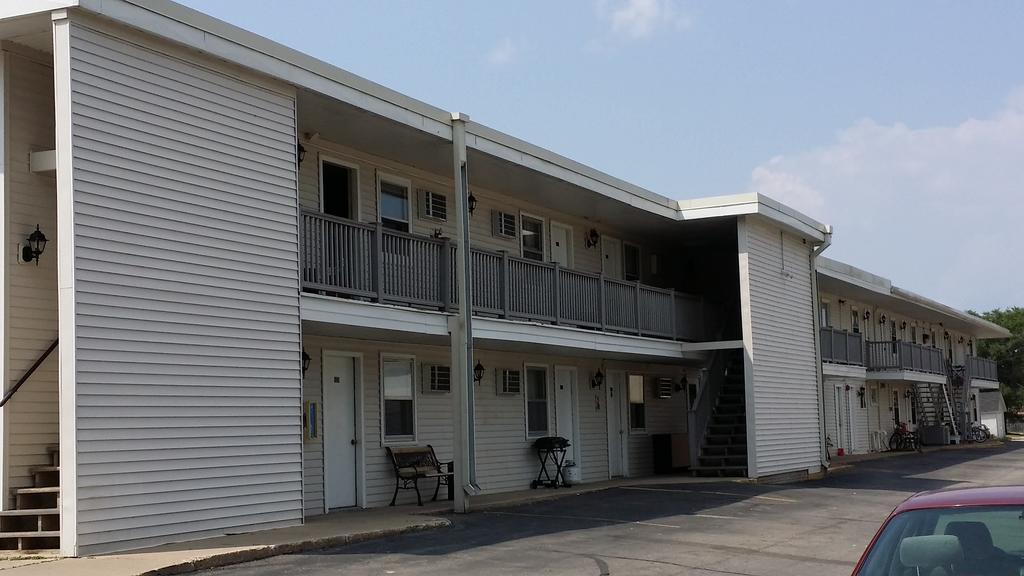 Rodeway Inn La Crosse Exterior photo