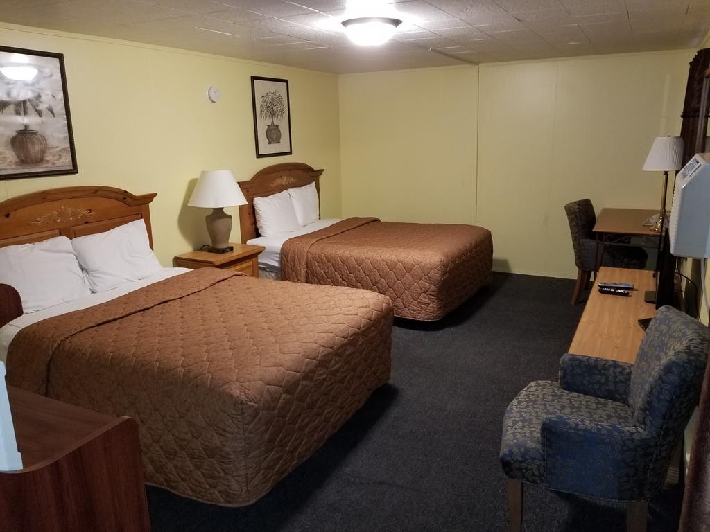 Rodeway Inn La Crosse Exterior photo